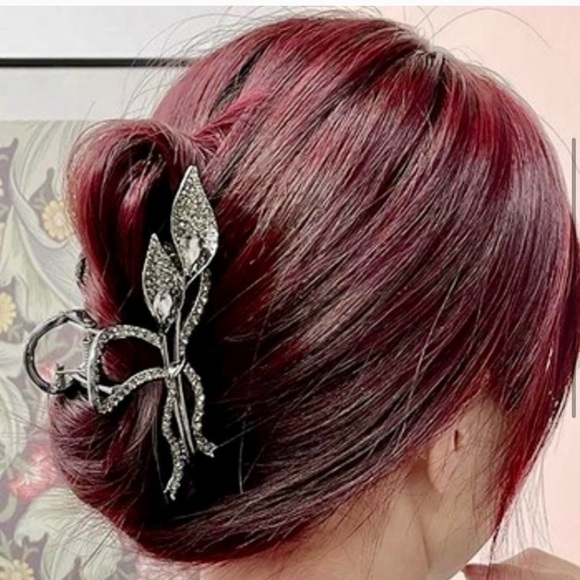 Super Elegant Embellished Hairpin to Enhance your Casual or Night Our Hair look